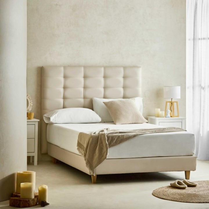 Cama Tapizada Venecia Haya