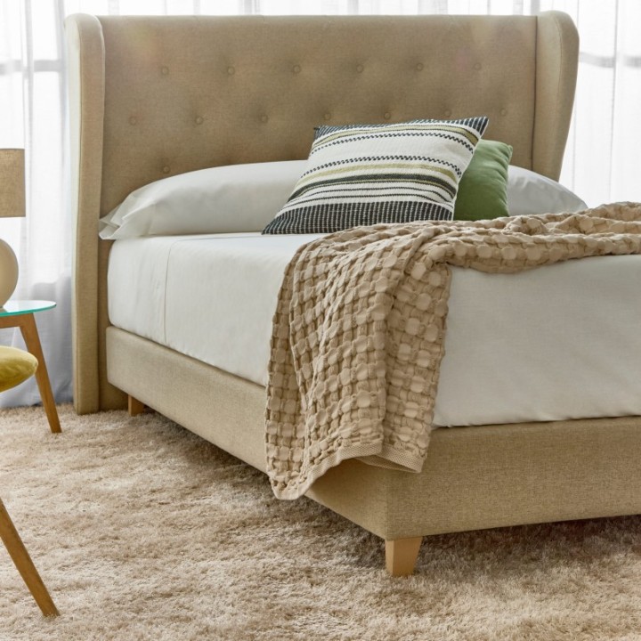 Pack Botticelli | Cabecero Con Botón + Cama Venecia Haya